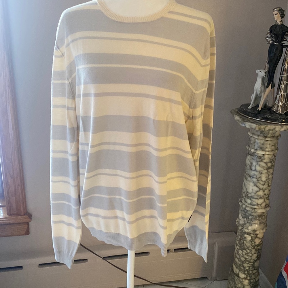 Hugo Boss sweater